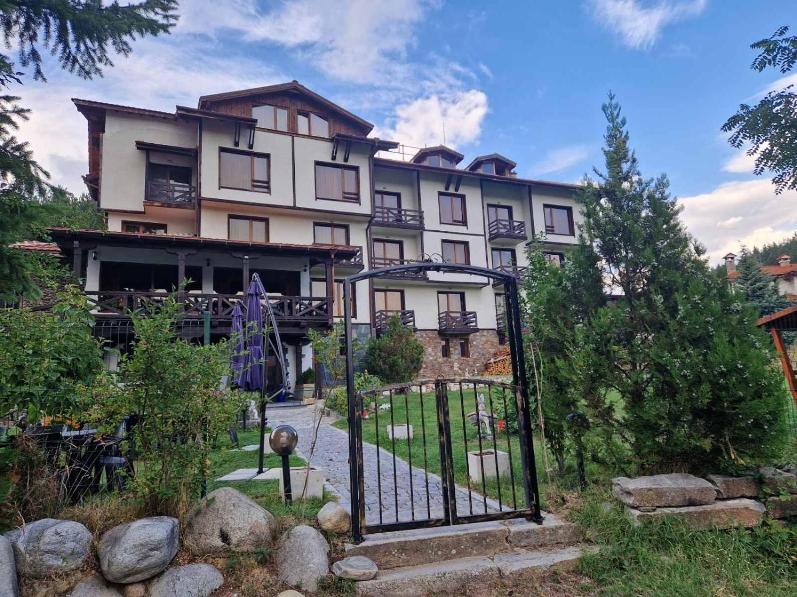 Семеен Хотел Света Марина Dobrinishte Exterior foto